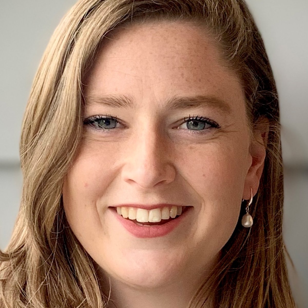 Madeline-AssociateLawyer-DLCo-Resized